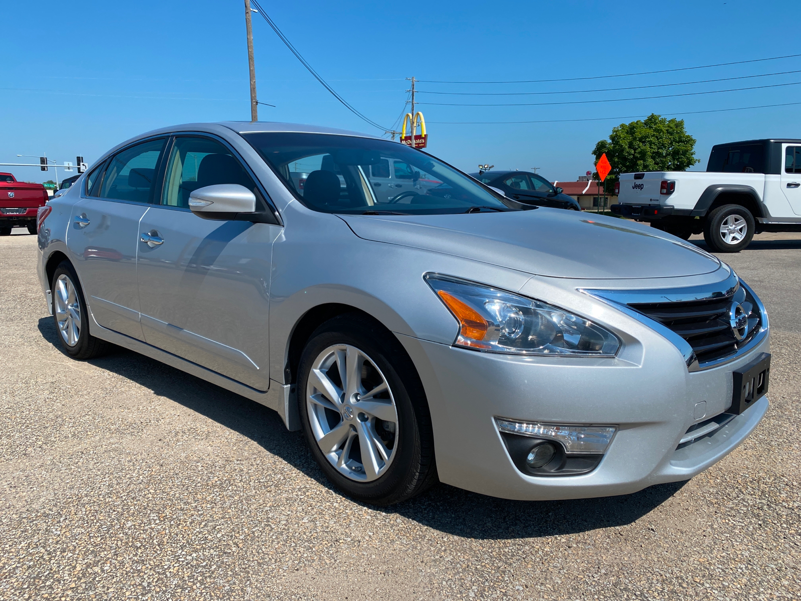 Pre Owned 2013 Nissan Altima 2 5 SL Front Wheel Drive Sedan