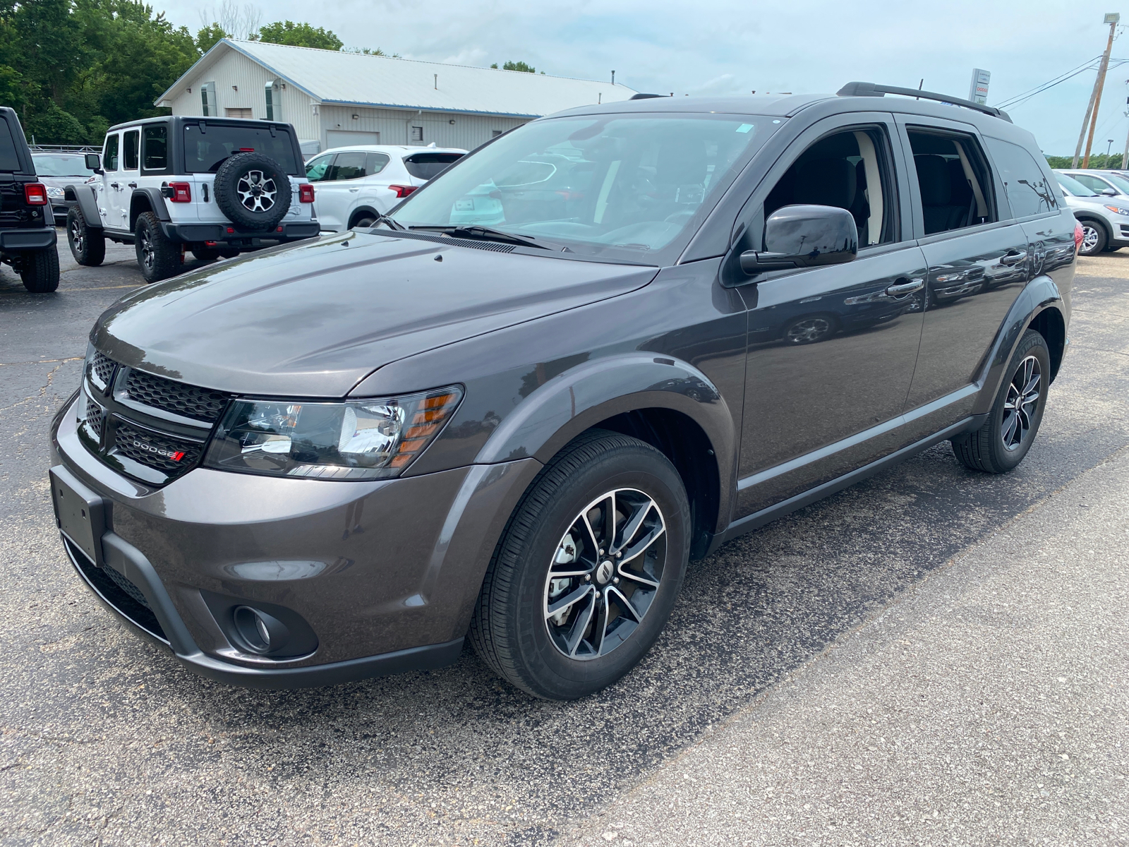 New 2018 Dodge Journey SXT Front Wheel Drive Sport Utility