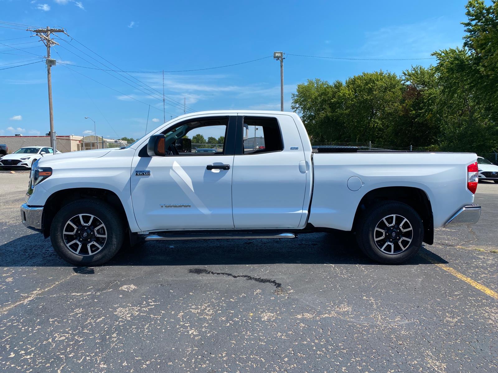 Pre-Owned 2019 Toyota Tundra 4WD SR5 Four Wheel Drive Double Cab