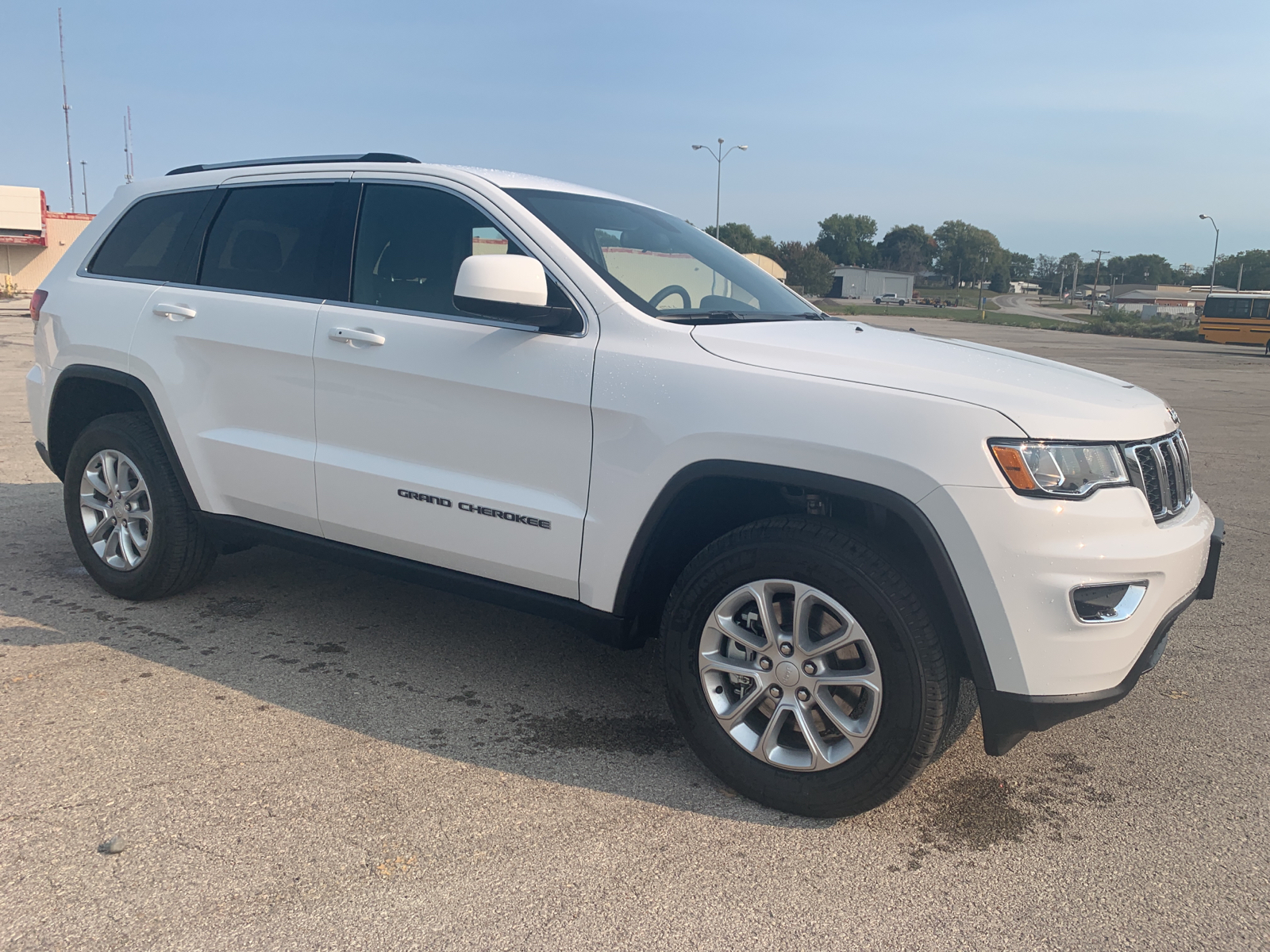 New 2021 Jeep Grand Cherokee Laredo E Four Wheel Drive Sport Utility