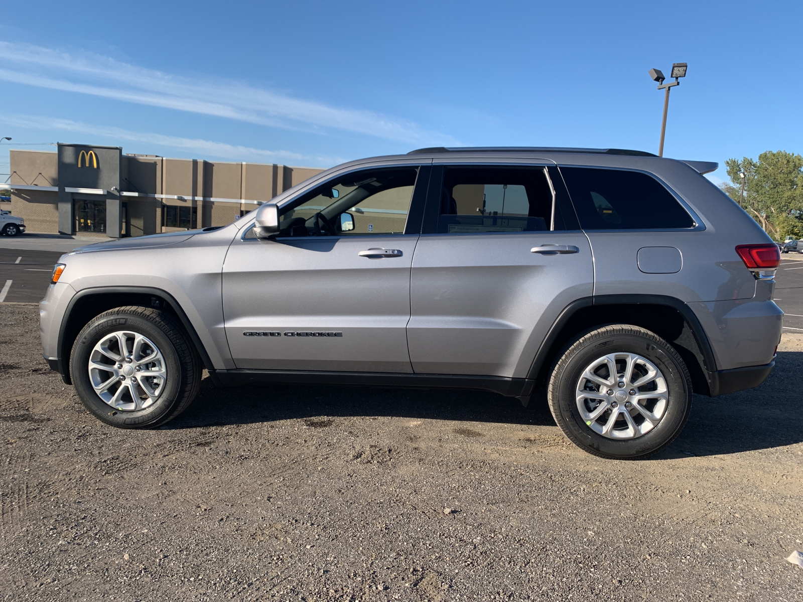 New 2021 Jeep Grand Cherokee Laredo E Four Wheel Drive Sport Utility