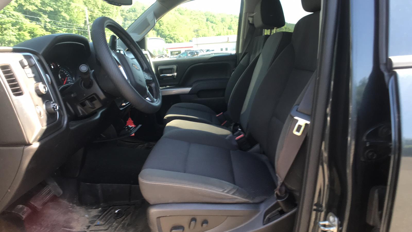 2017 Chevrolet Silverado 1500 Short Bed