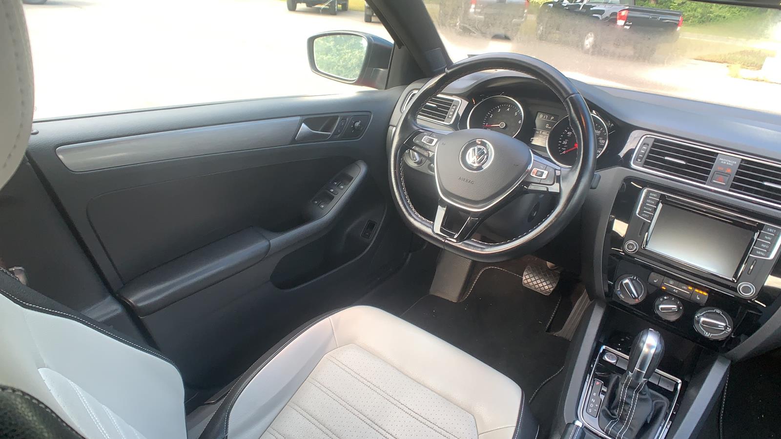 2016 Volkswagen Jetta Sedan 4dr Car